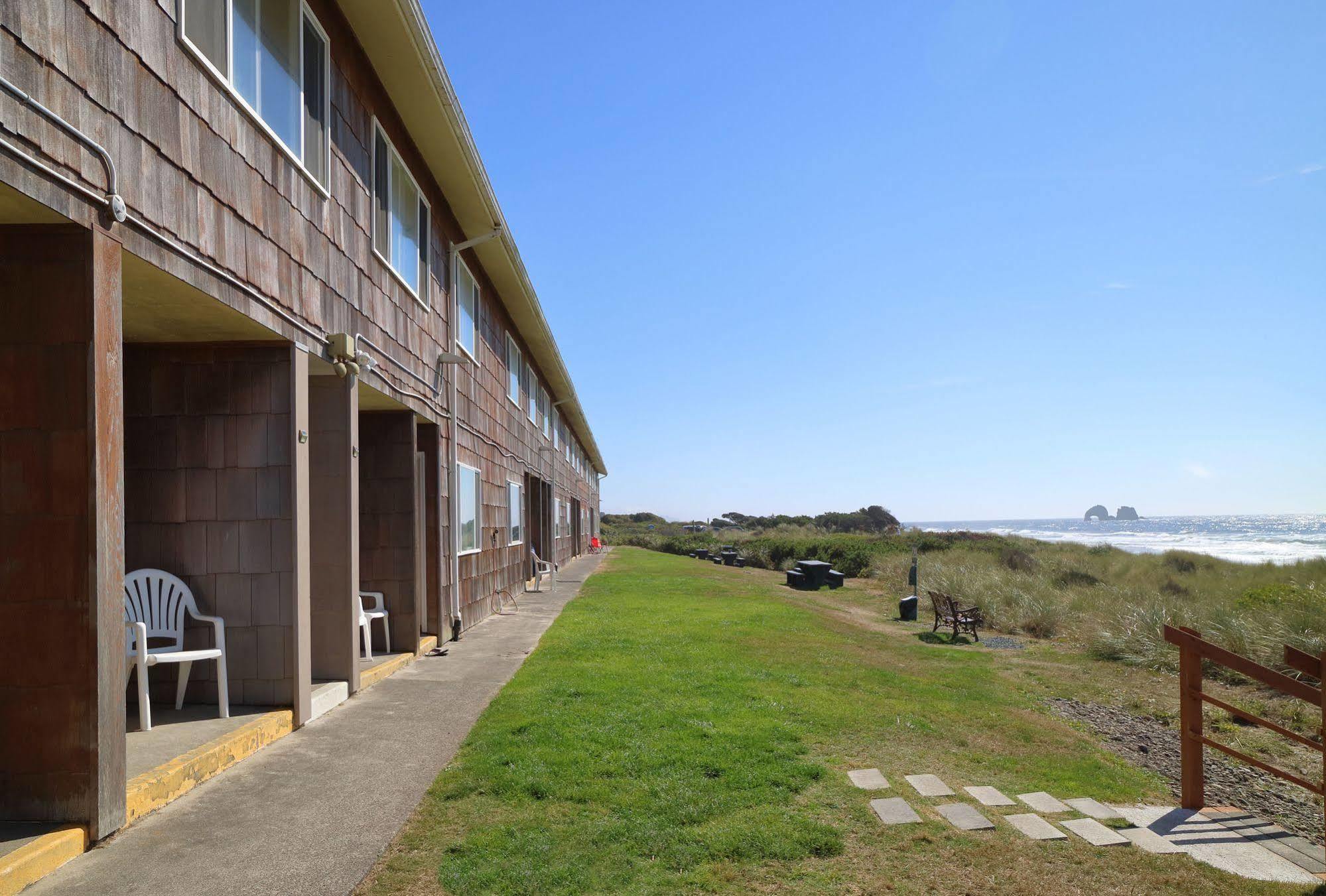 Silver Sands Rockaway Beach Exterior photo